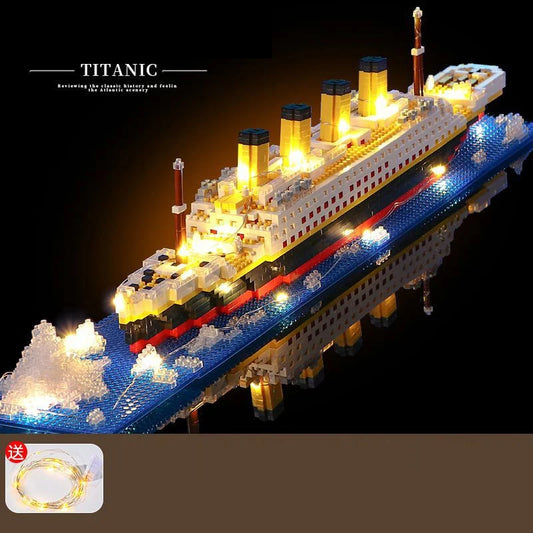 Titanic Modell-Bausatz für Kinder – Mikro-Bausteine mit LED-Beleuchtung | Lernspielzeug & Geschenk zum Geburtstag