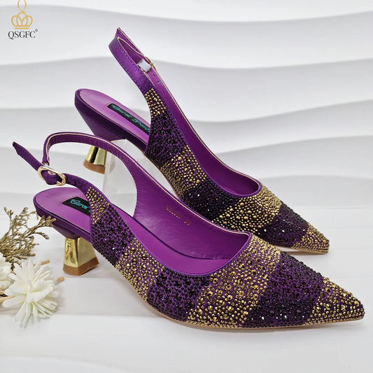 QSGFC INS 2024 Gold Farbe Elegante Frauen Heels Schuhe und Tasche Set Hohl Strass High Heels Keile Schuhe Passende Tasche